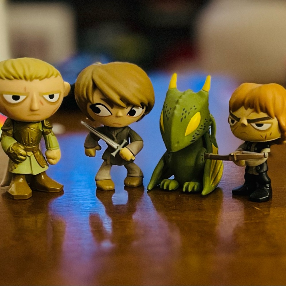 Game of Thrones Characters Mini Figurines Set